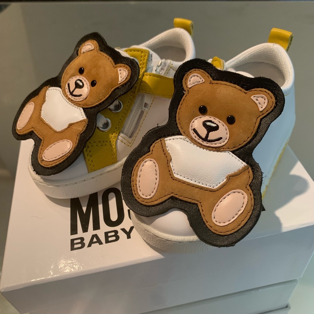 Baby’s Moschino Sneakers